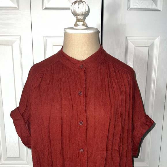 Silence + noise button up flowy shirt 🧡 - Picture 3 of 14